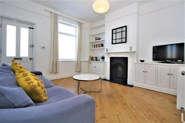 Cosy 2 Bedroom Victorian Townhouse In The Town Centre Bury St. Edmunds Esterno foto