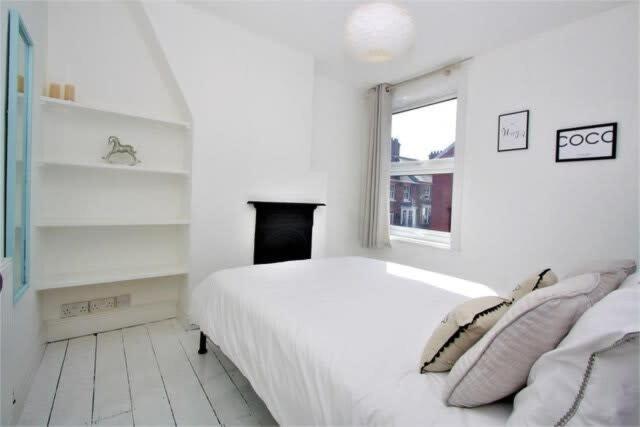 Cosy 2 Bedroom Victorian Townhouse In The Town Centre Bury St. Edmunds Esterno foto