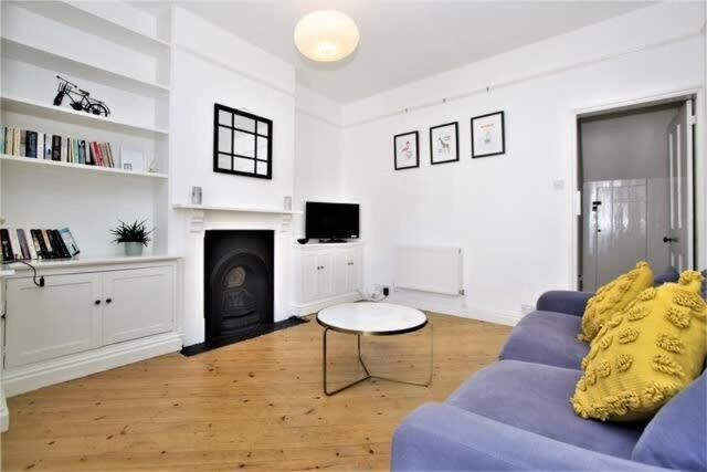 Cosy 2 Bedroom Victorian Townhouse In The Town Centre Bury St. Edmunds Esterno foto